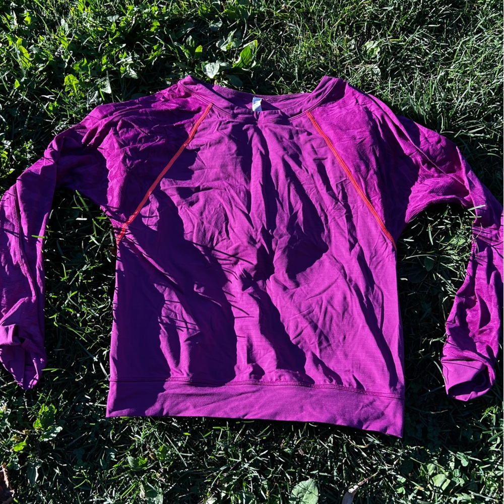 Gently Used Lululemon Long Sleeve Shirt Size 6 Women’s Purple Athletic Top